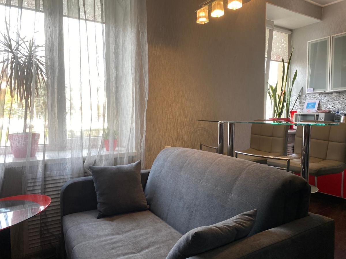 Modern Luxury Studio In The Center Of Kharkiv At Konstitutsii Square المظهر الخارجي الصورة