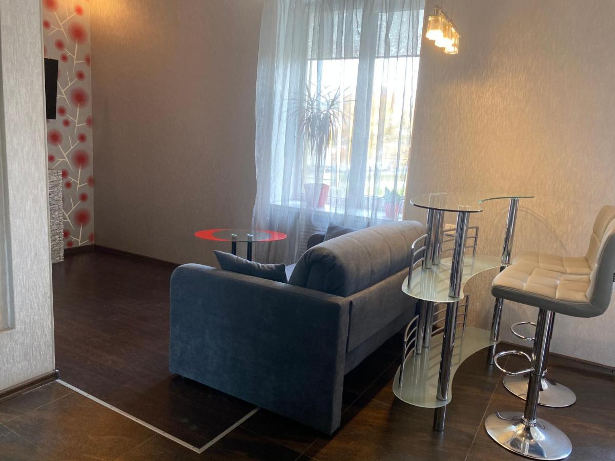 Modern Luxury Studio In The Center Of Kharkiv At Konstitutsii Square المظهر الخارجي الصورة