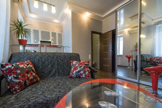 Modern Luxury Studio In The Center Of Kharkiv At Konstitutsii Square المظهر الخارجي الصورة