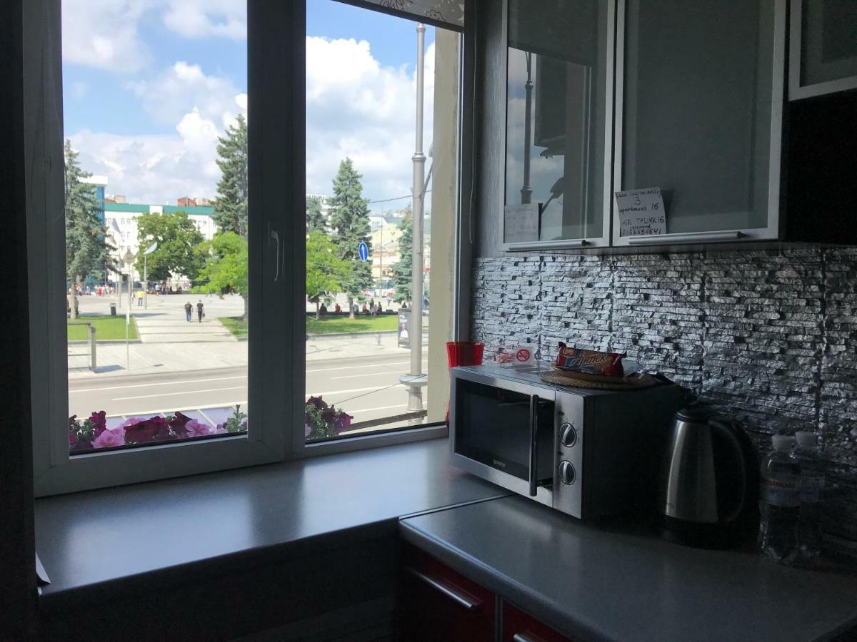 Modern Luxury Studio In The Center Of Kharkiv At Konstitutsii Square المظهر الخارجي الصورة