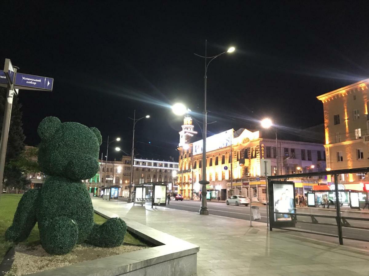 Modern Luxury Studio In The Center Of Kharkiv At Konstitutsii Square المظهر الخارجي الصورة